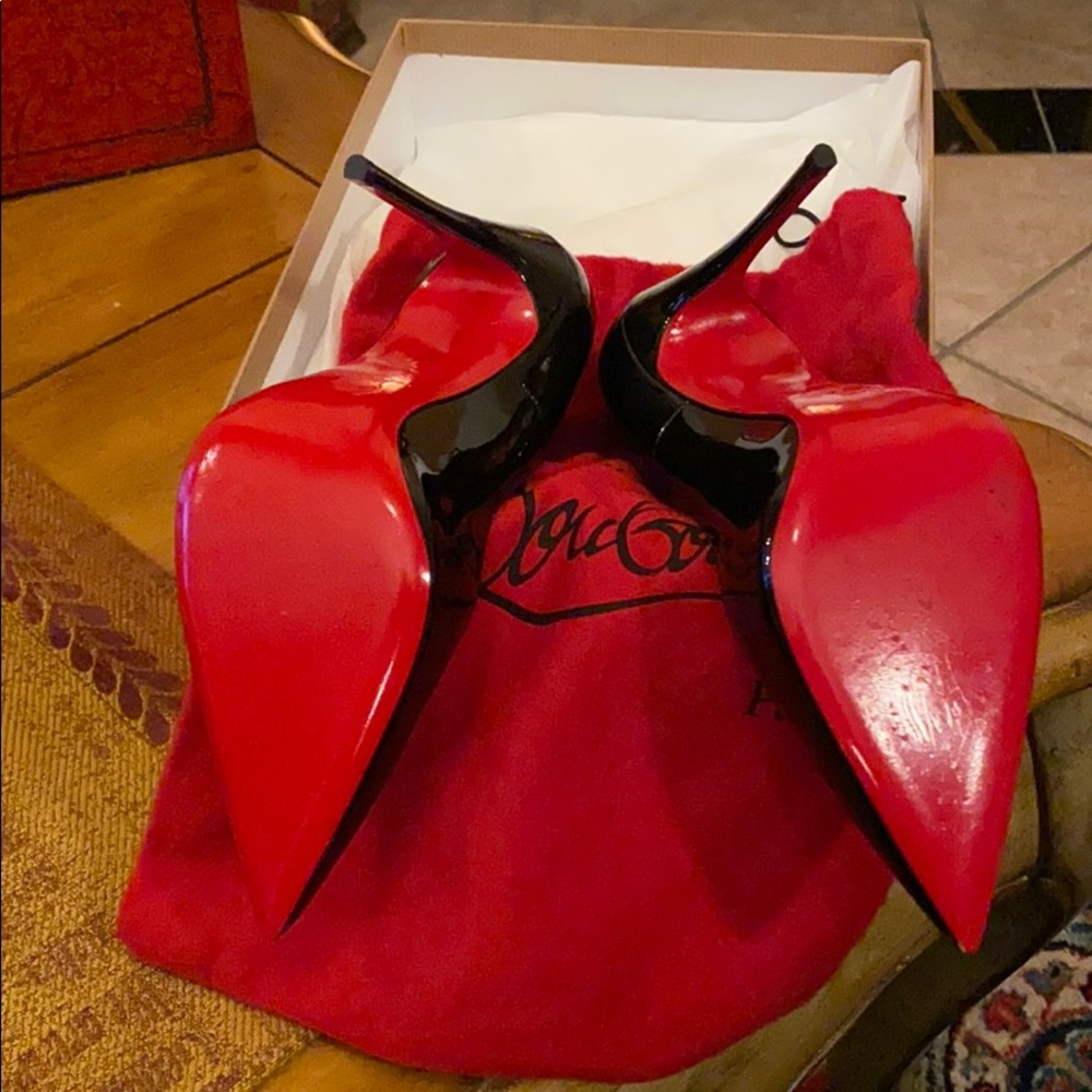 Woman’s shoes - Picture 2 of 7